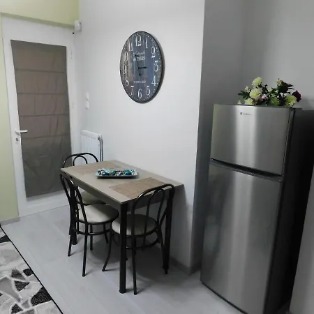 Niki's Apartment *